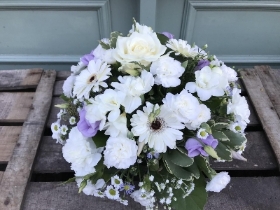 White and Lilac Posy